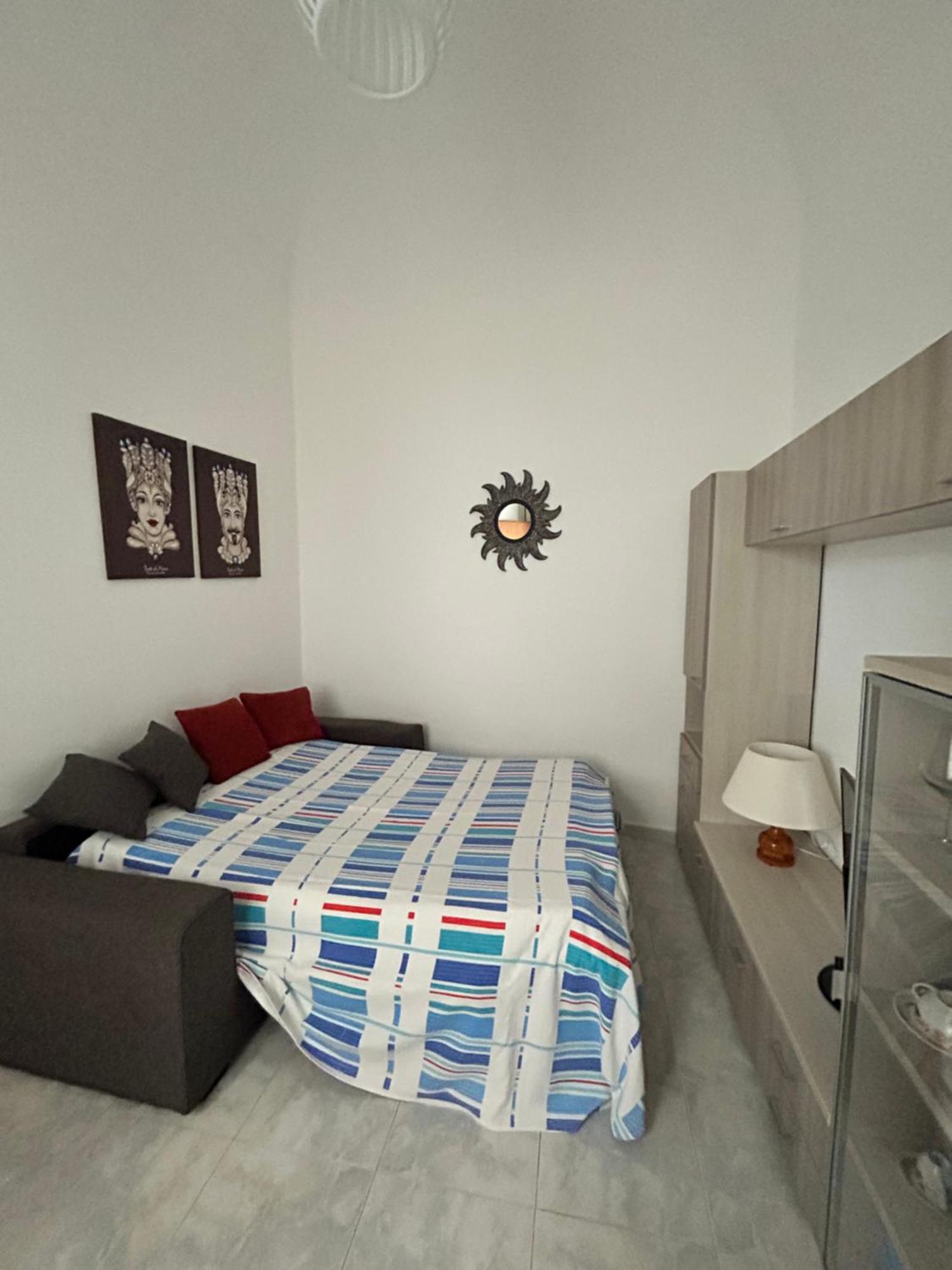 Casa Vacanza Da Paola Trapani Bagian luar foto